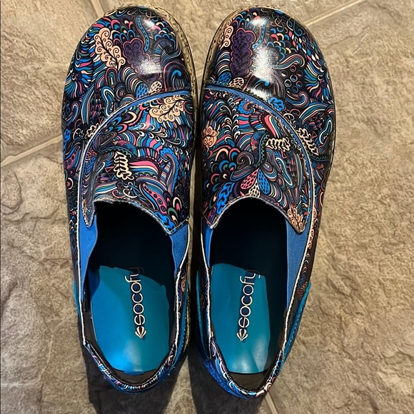 Socofy Women's Multicolored Patterned Slip-On Shoes - Picture 1 of 16